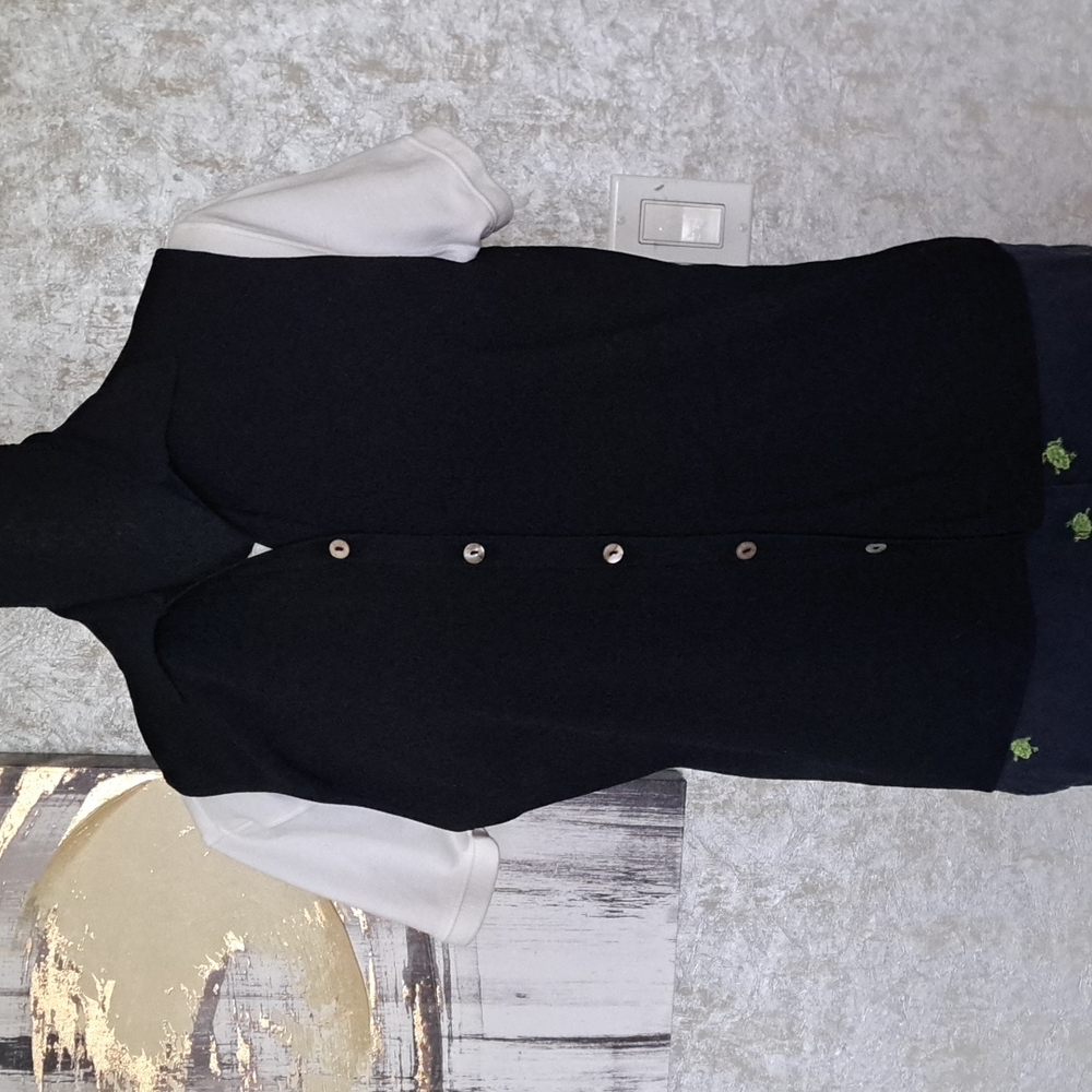 Vintage Chico's Design Non Iron Size 3 Button Up Sleevless